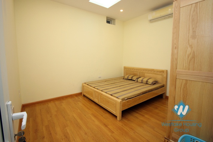 Nice and cheap one bedroom apartment for rent in Nghi Tam village, Tay Ho, Hanoi 